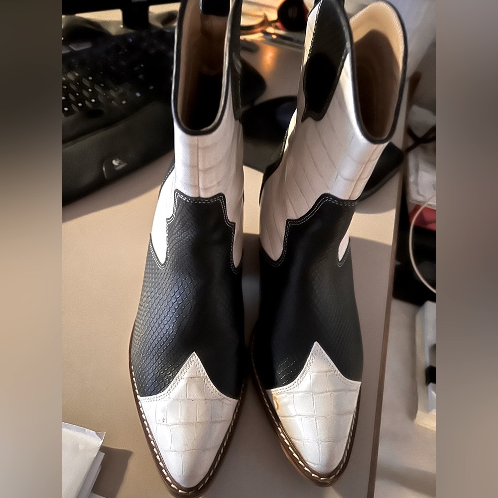Ankle cowboy boots